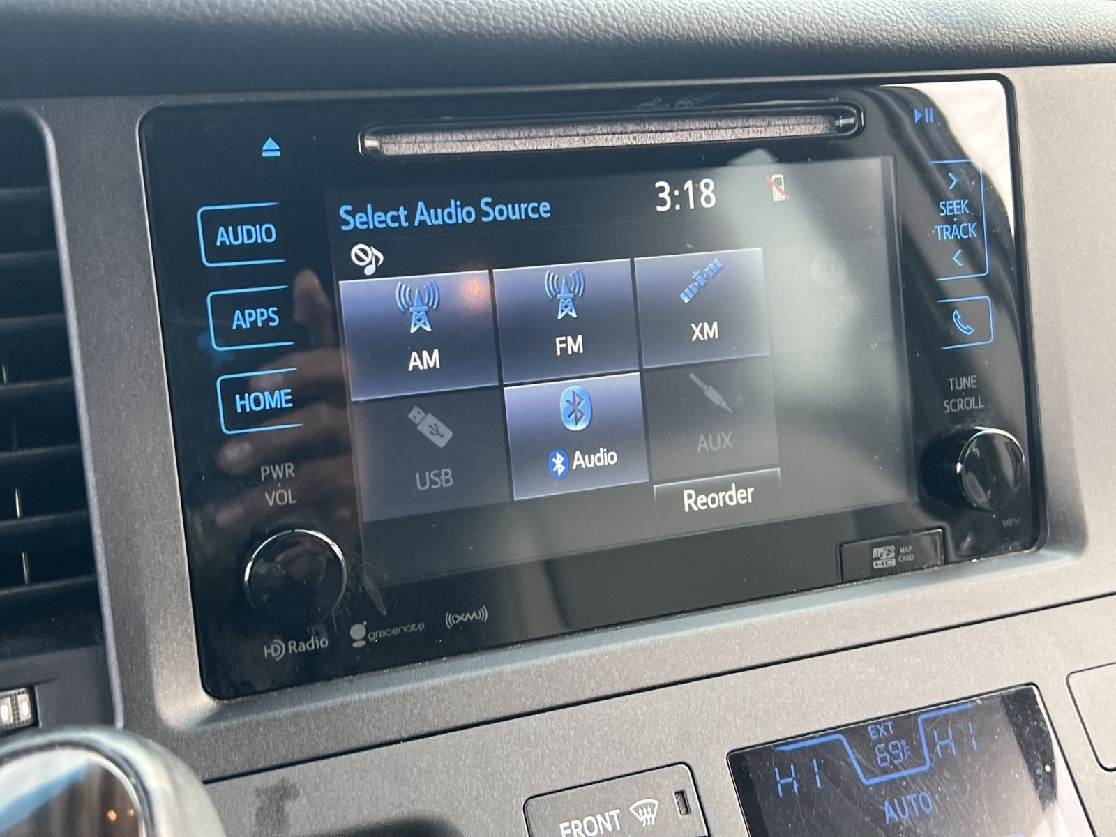 2017 Toyota Sienna XLE