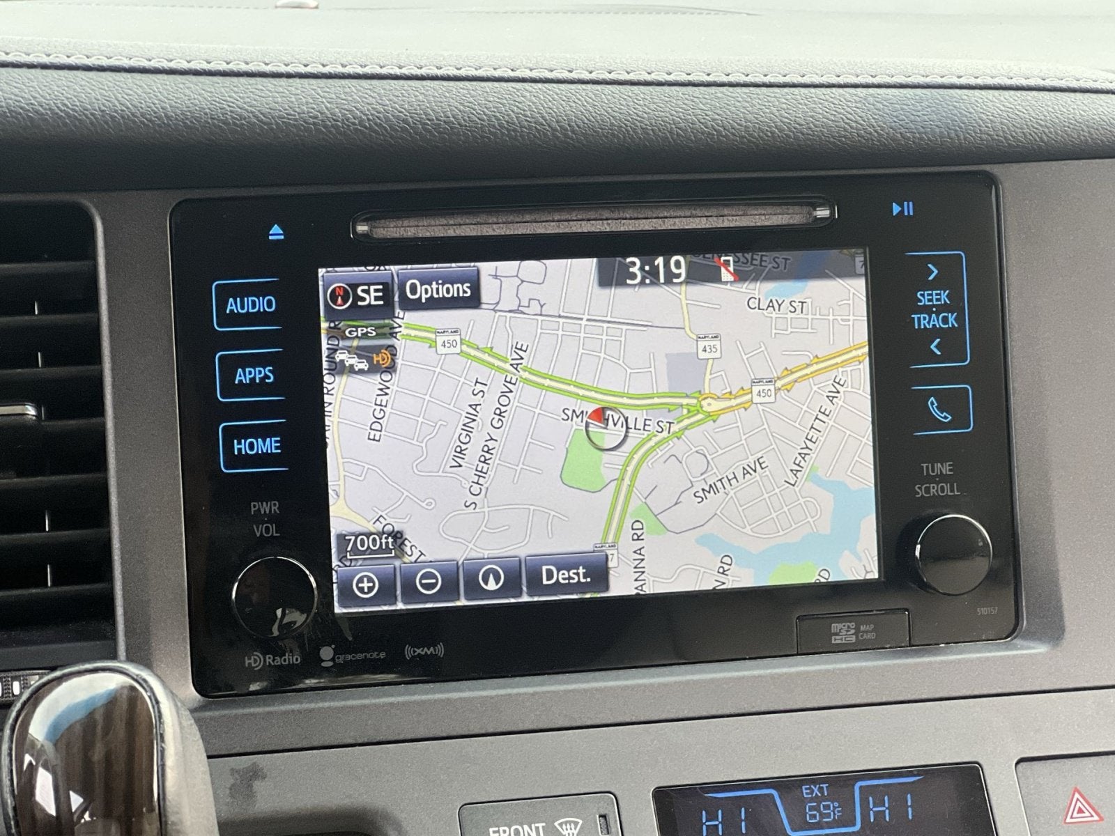 2017 Toyota Sienna XLE