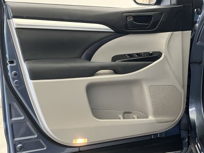 2017 Toyota Highlander LE