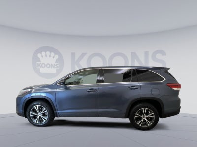 2017 Toyota Highlander LE