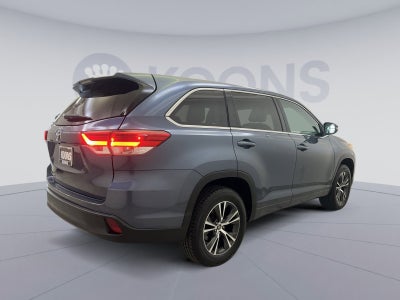 2017 Toyota Highlander LE