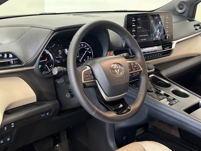 2021 Toyota Sienna Limited