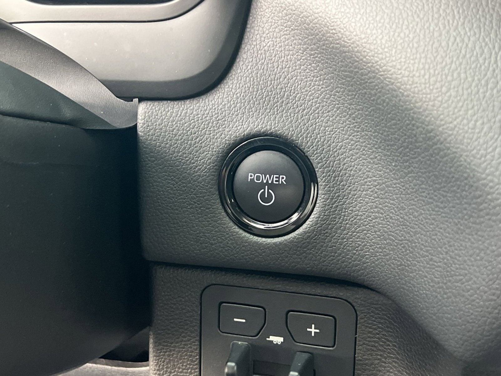 2025 Toyota Tundra Hybrid Limited