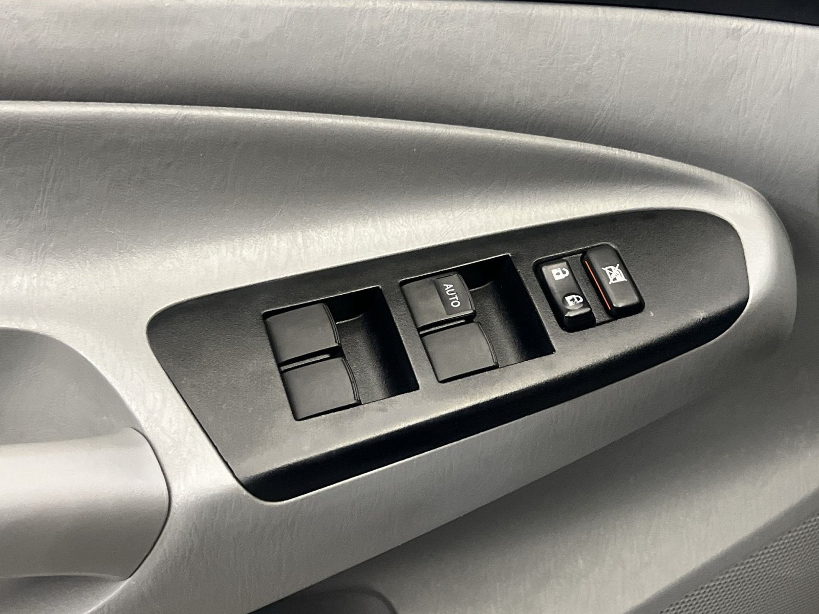 2014 Toyota Tacoma Base