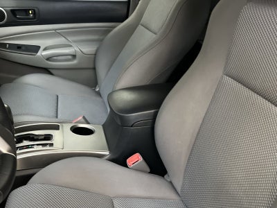 2013 Toyota Tacoma Base