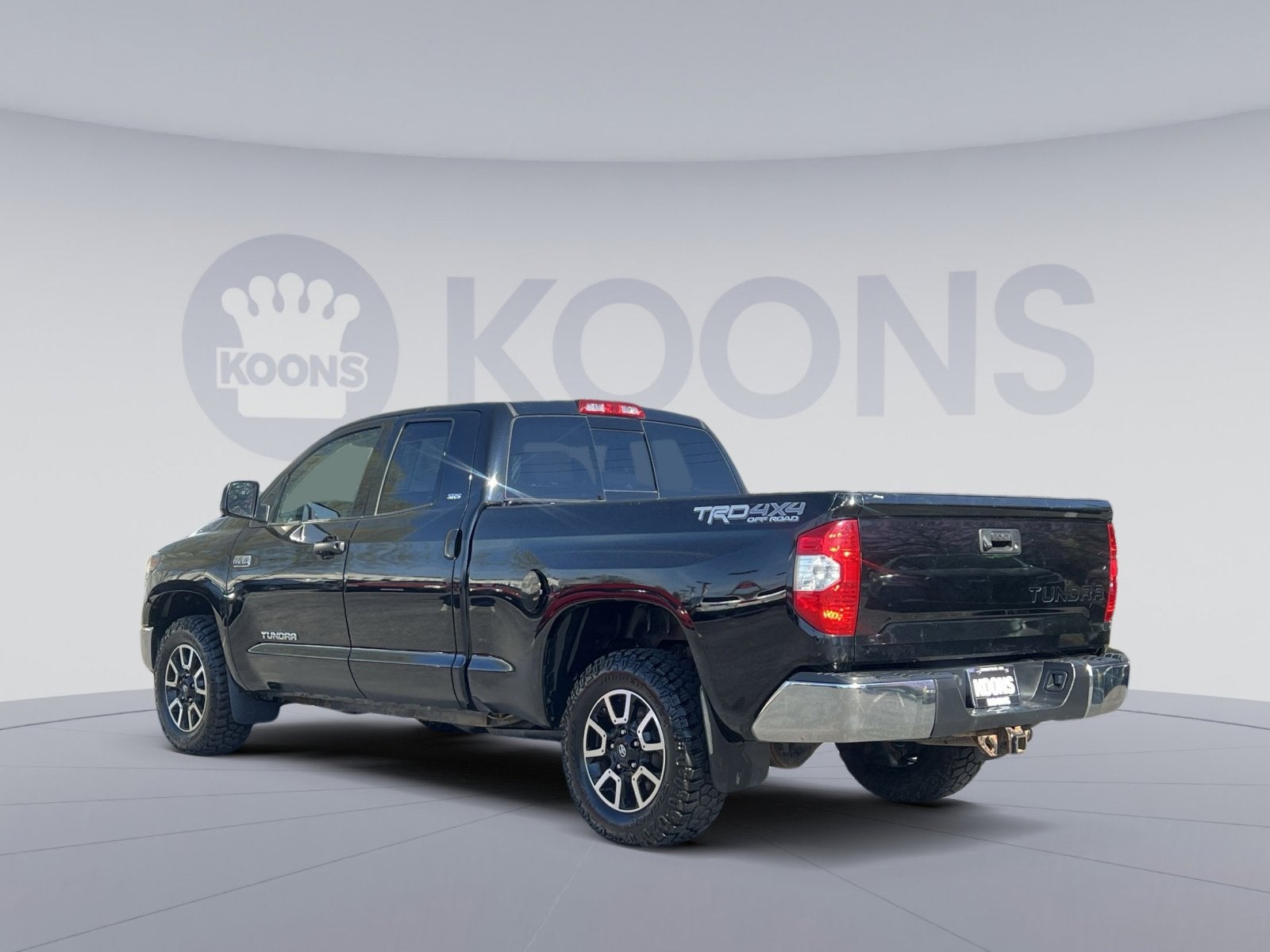 2018 Toyota Tundra SR5