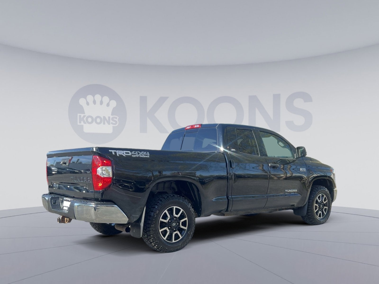 2018 Toyota Tundra SR5