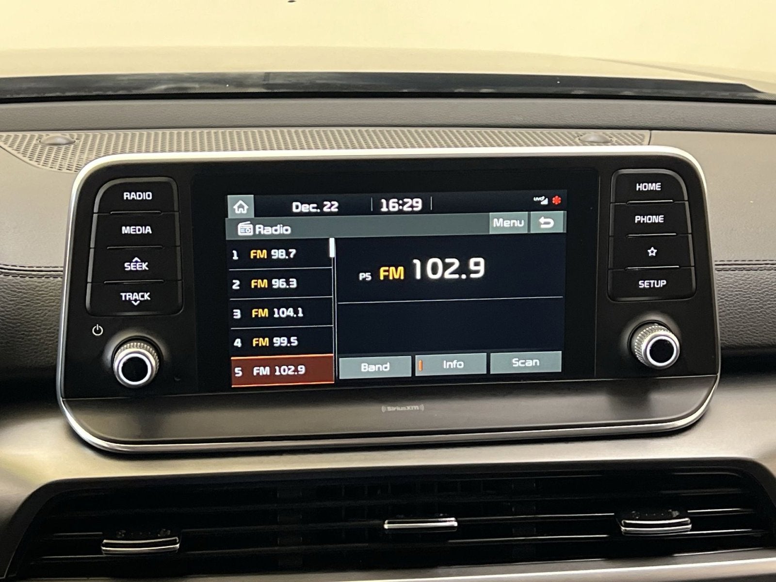 2021 Kia Telluride S