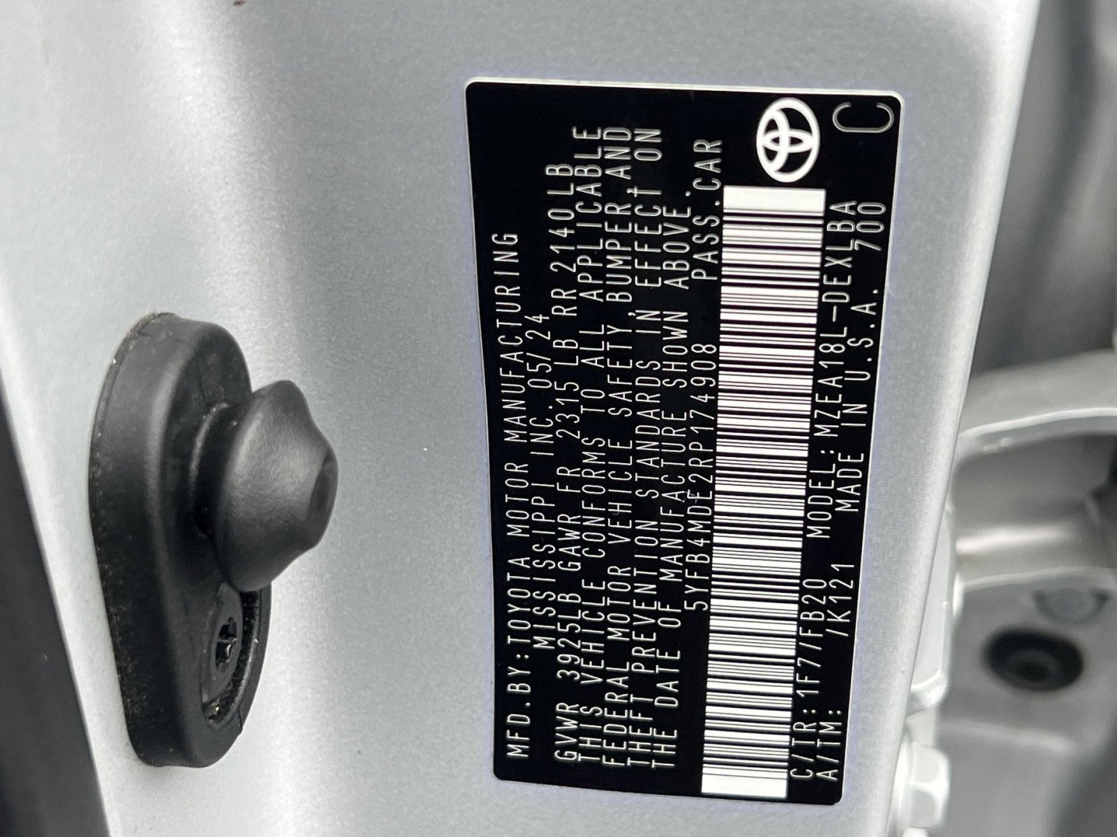 2024 Toyota Corolla LE