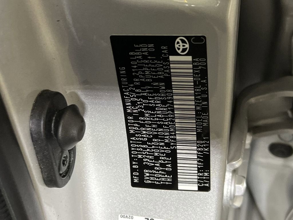 2024 Toyota Corolla LE