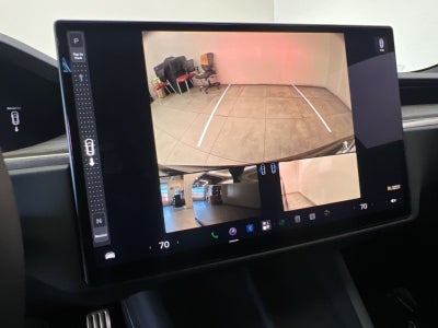 2023 Tesla Model S Base
