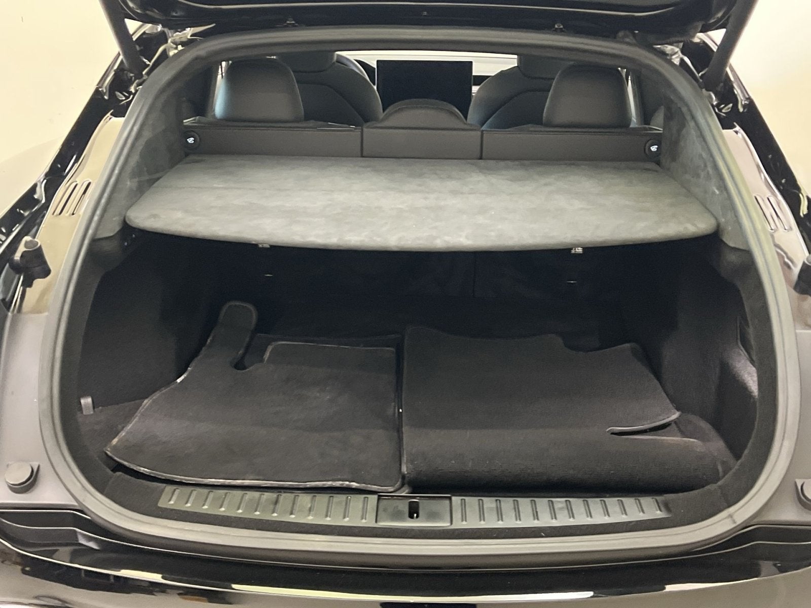 2023 Tesla Model S Base