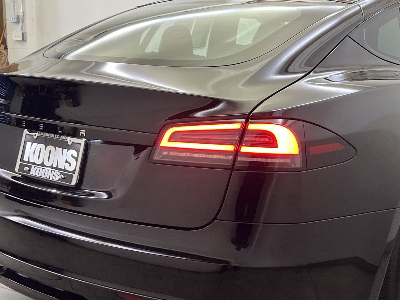 2023 Tesla Model S Base