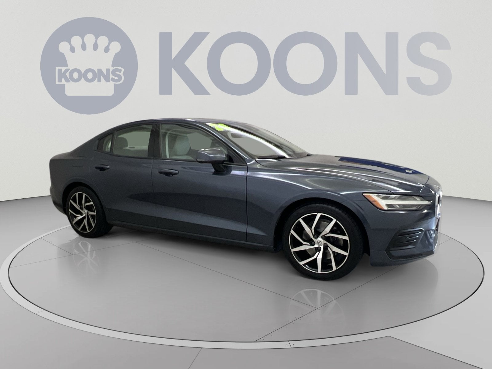 2020 Volvo S60 T5 Momentum