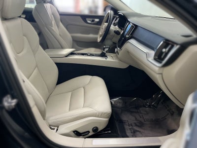 2020 Volvo S60 T5 Momentum