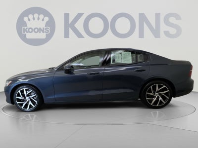 2020 Volvo S60 T5 Momentum
