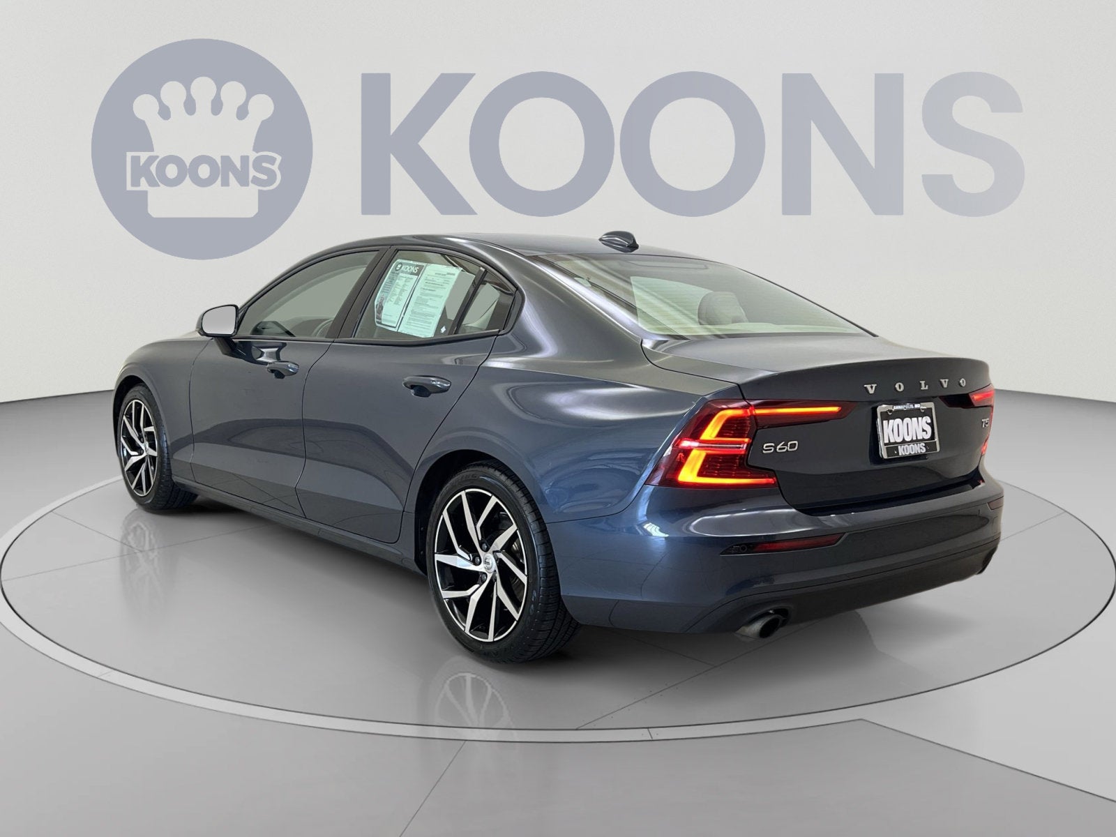 2020 Volvo S60 T5 Momentum