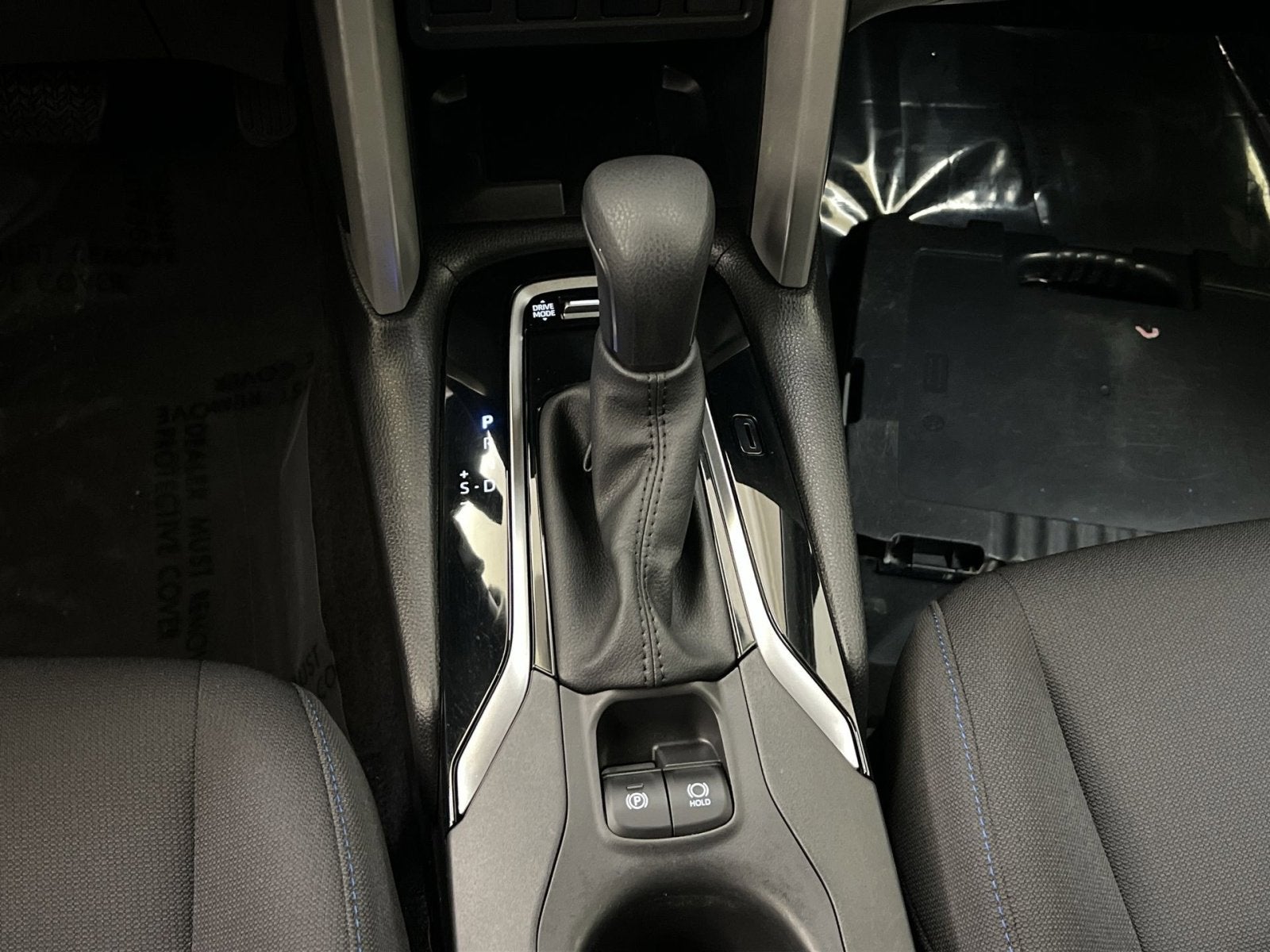 2024 Toyota Corolla Cross Hybrid SE