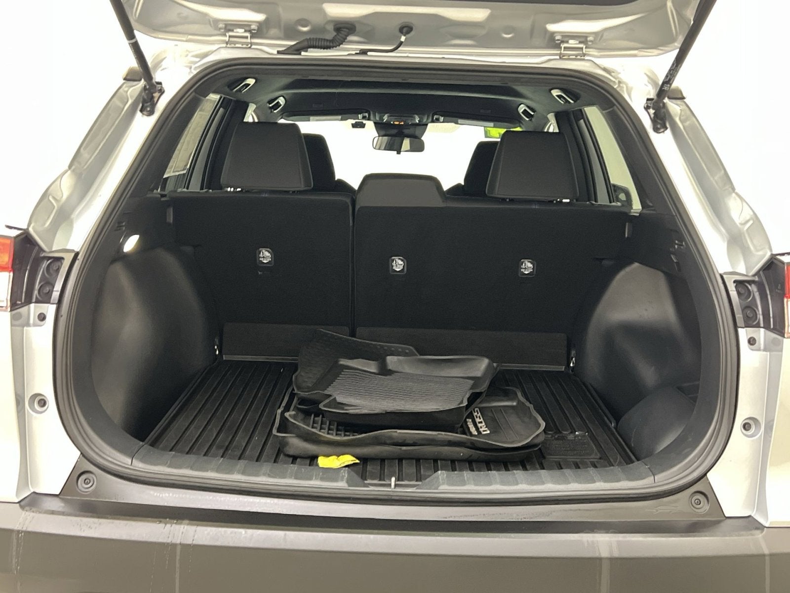 2024 Toyota Corolla Cross Hybrid SE