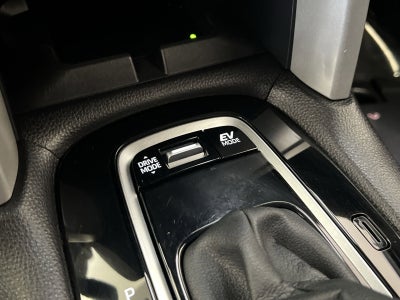 2024 Toyota Corolla Cross Hybrid SE