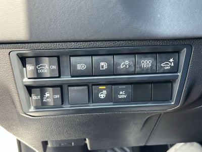 2024 Toyota Sequoia Platinum