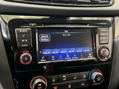 2022 Nissan Rogue Sport S