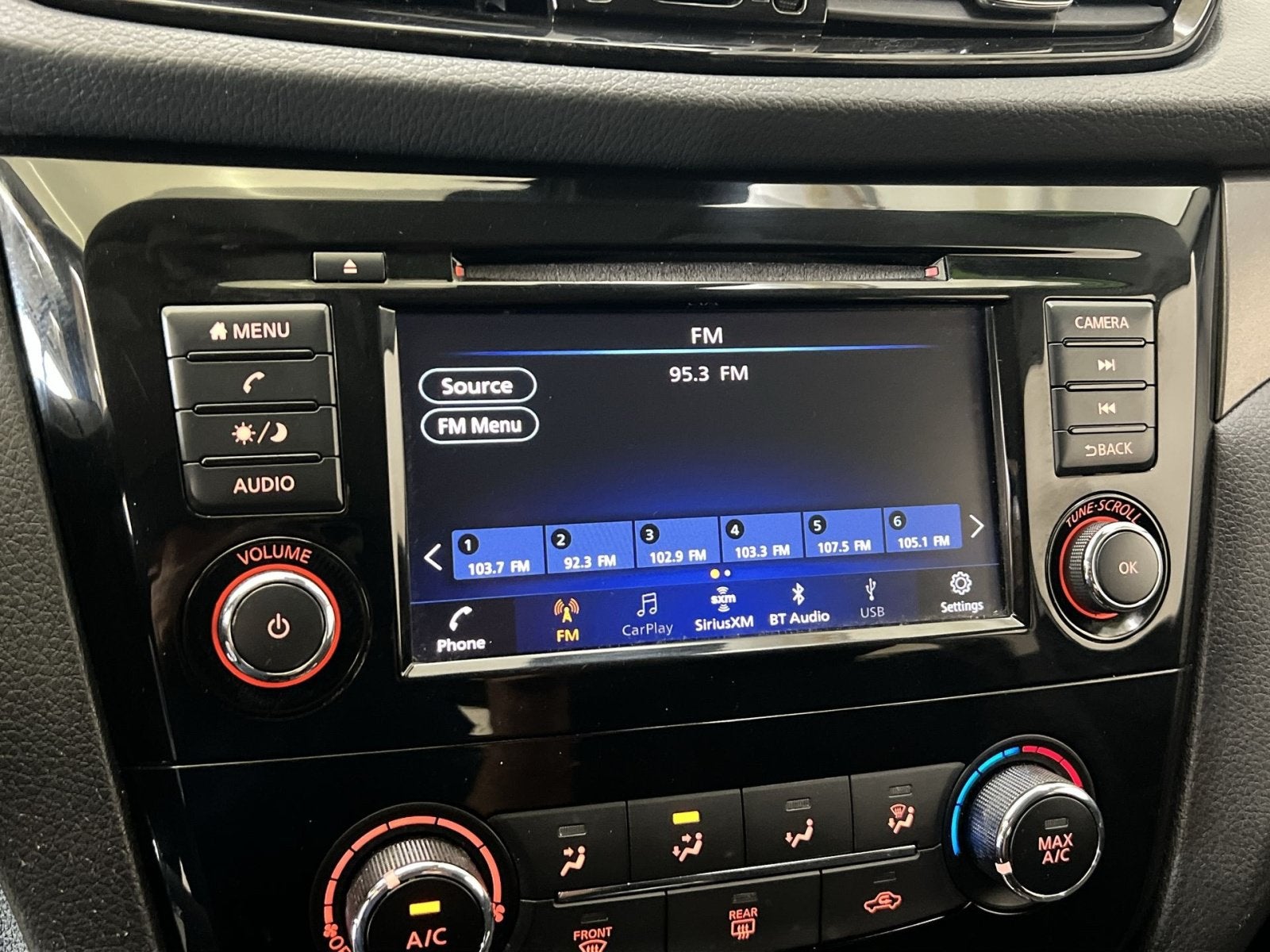 2022 Nissan Rogue Sport S