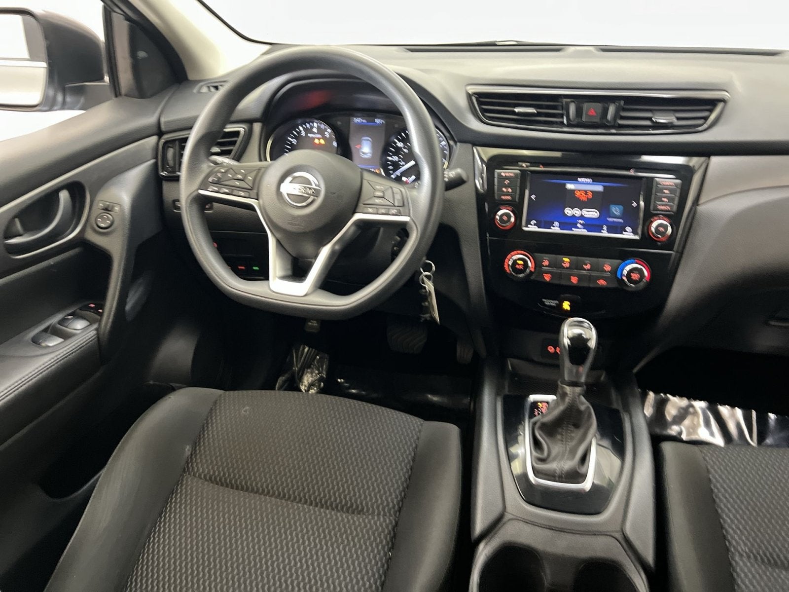 2022 Nissan Rogue Sport S