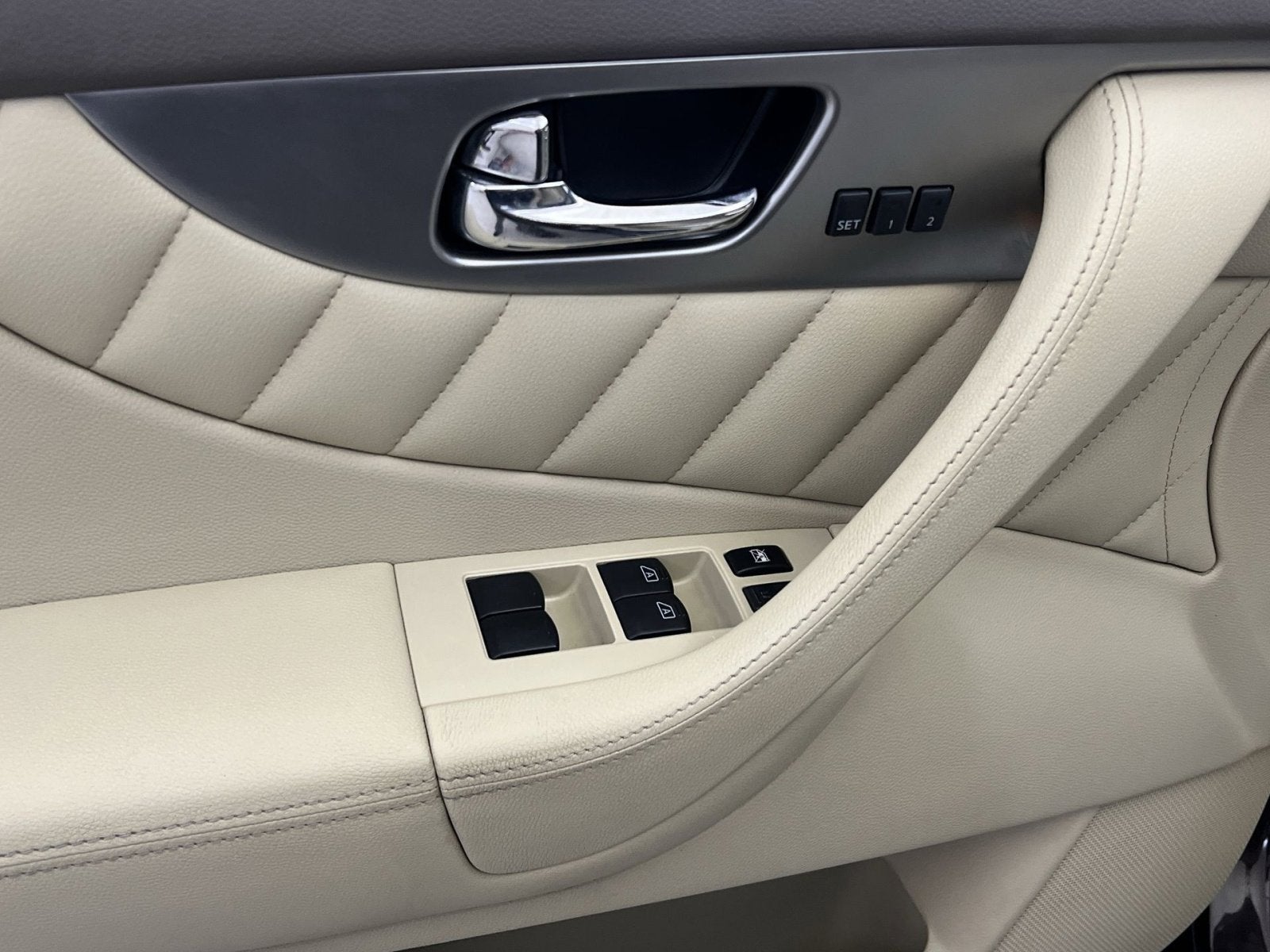 2013 INFINITI FX37 Base