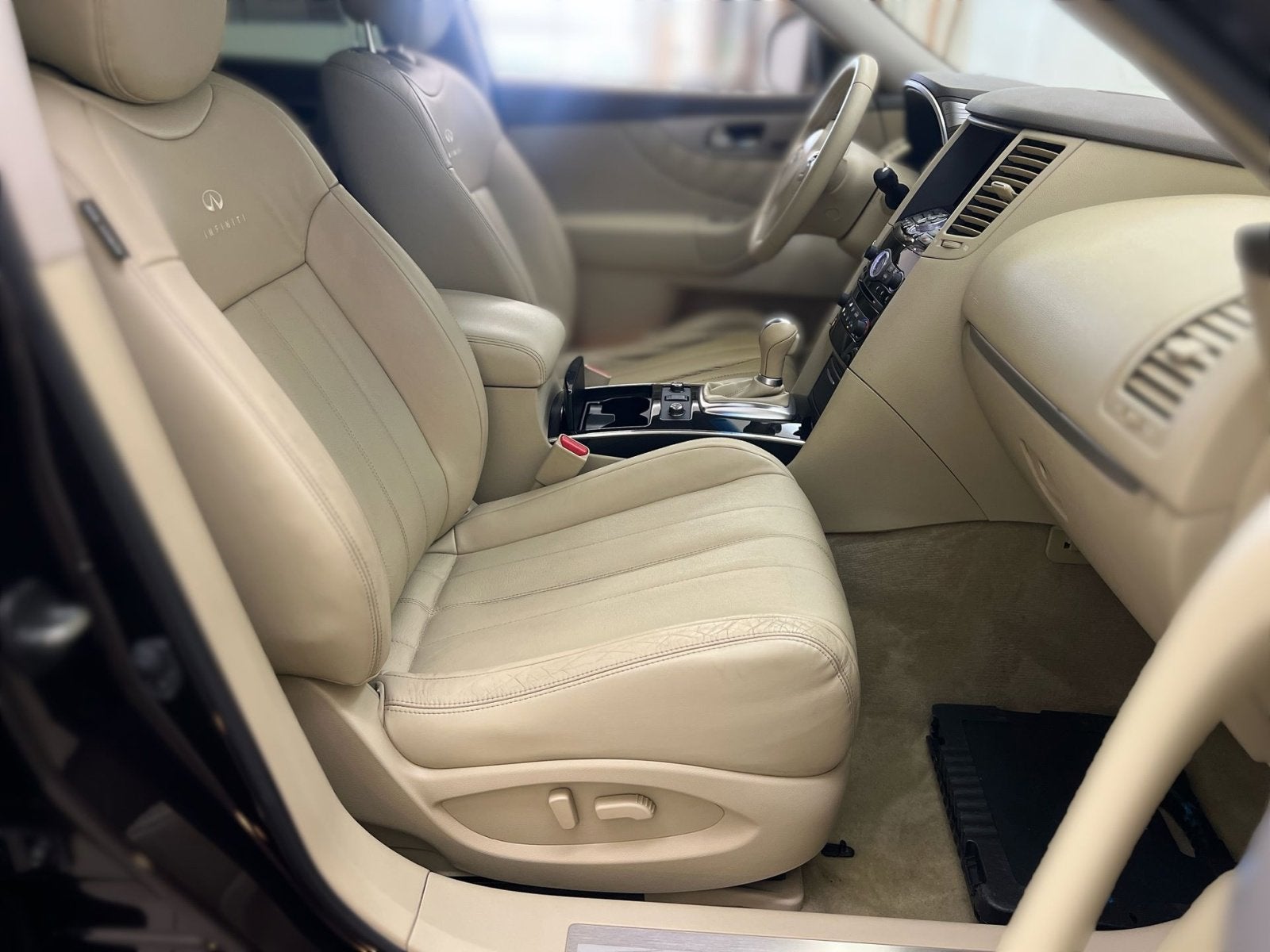 2013 INFINITI FX37 Base