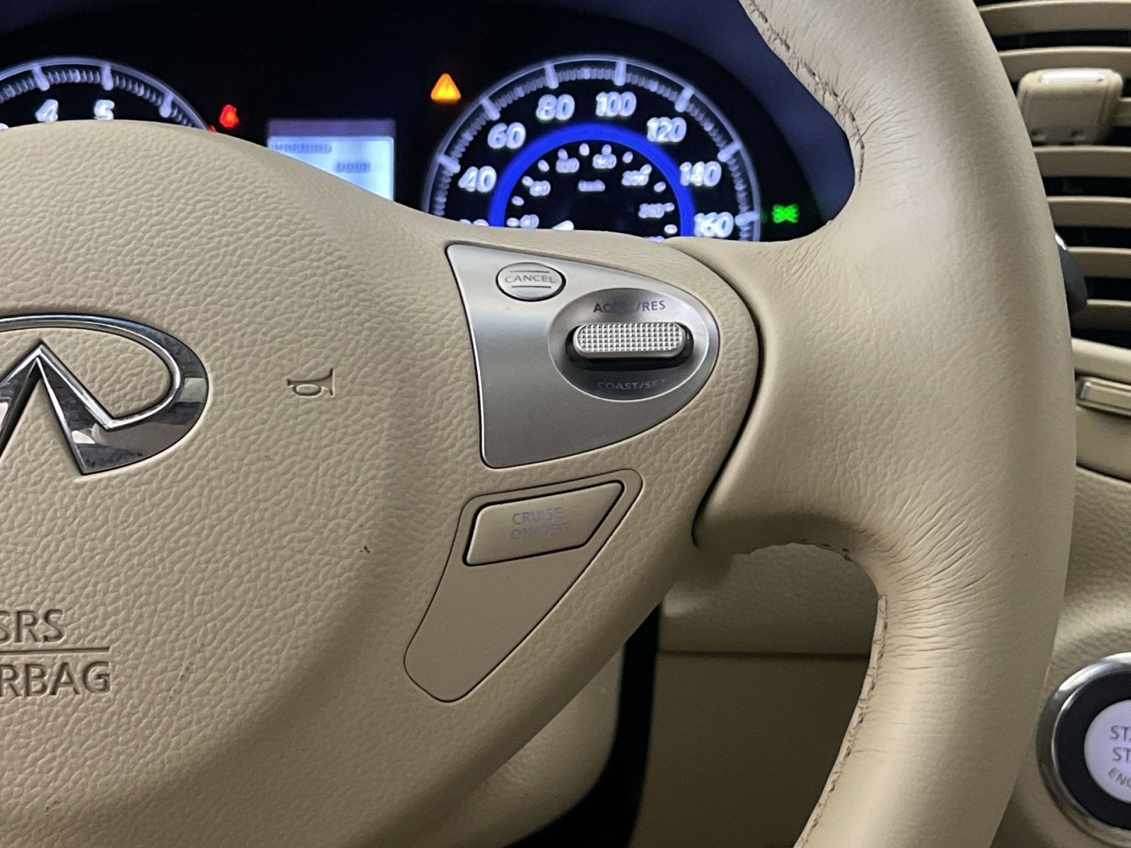 2013 INFINITI FX37 Base