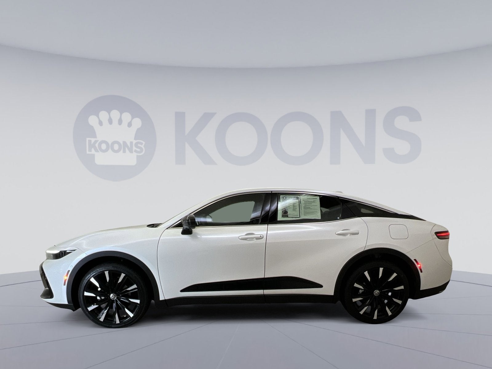 2026 Toyota Crown Platinum