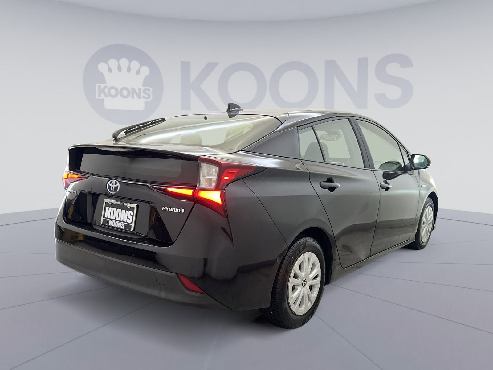 2022 Toyota Prius LE
