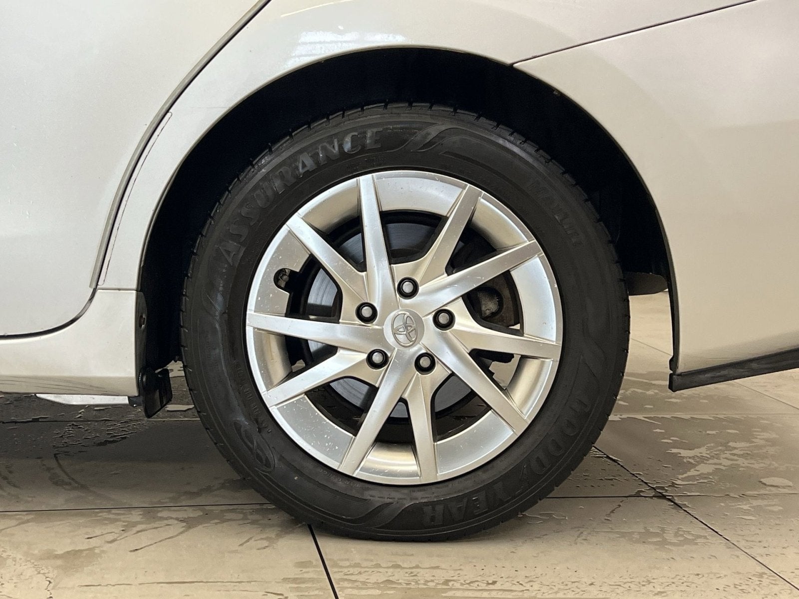 2015 Toyota Prius v Four