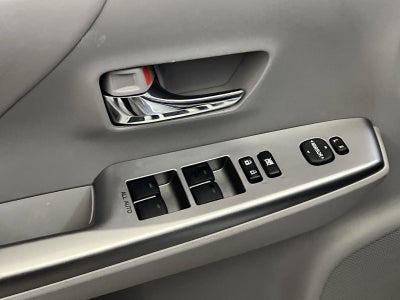 2015 Toyota Prius v Four