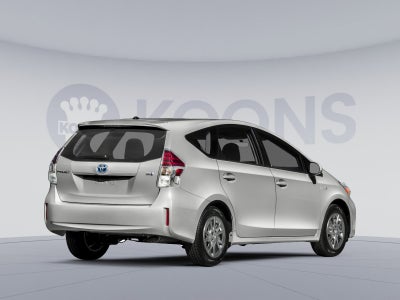 2015 Toyota Prius v Four