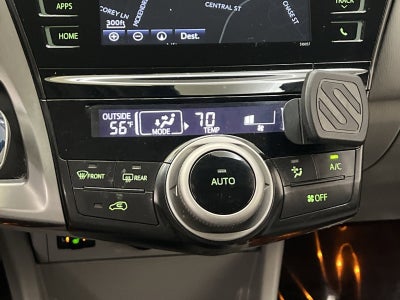 2015 Toyota Prius v Four