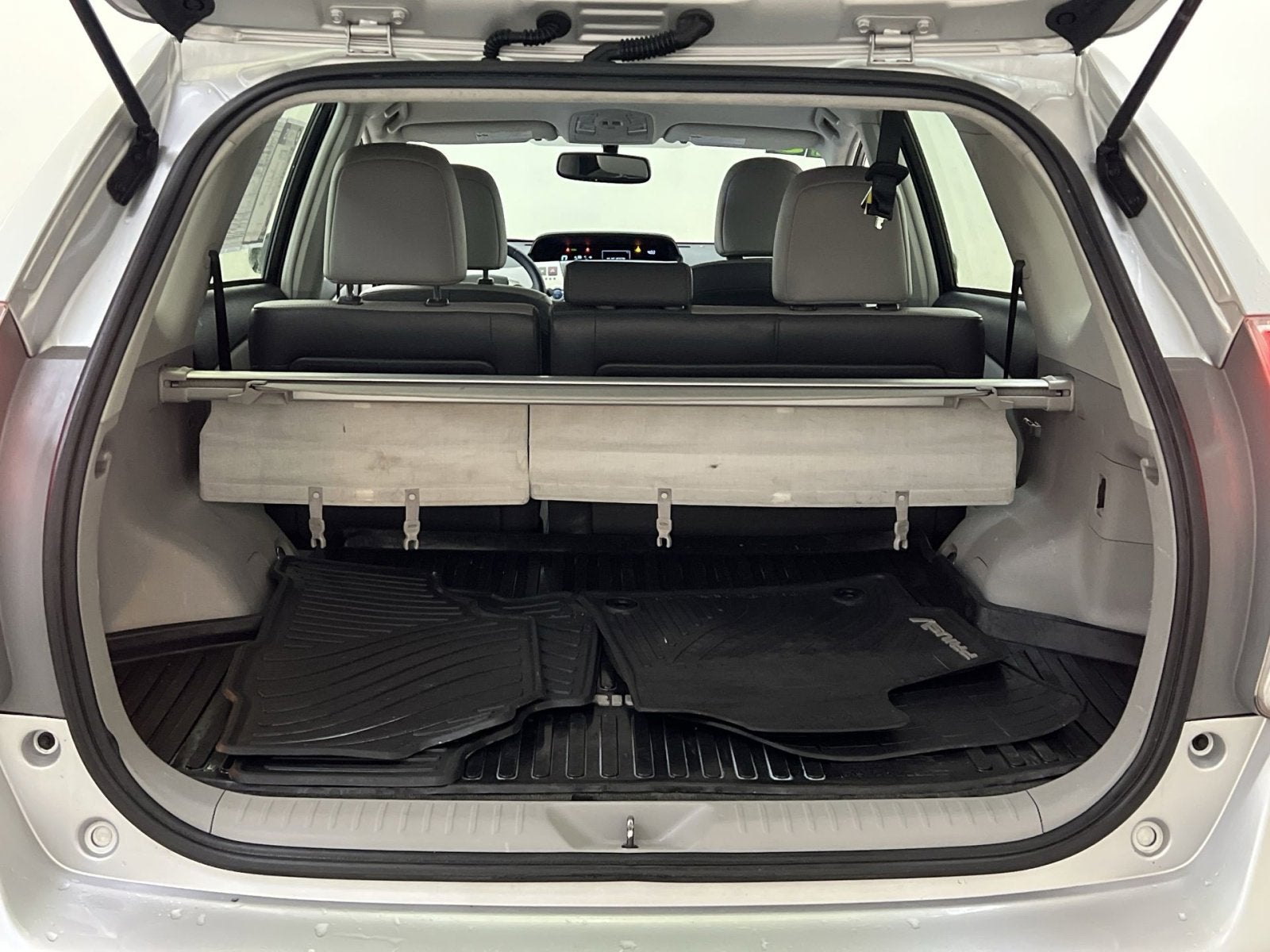 2015 Toyota Prius v Four