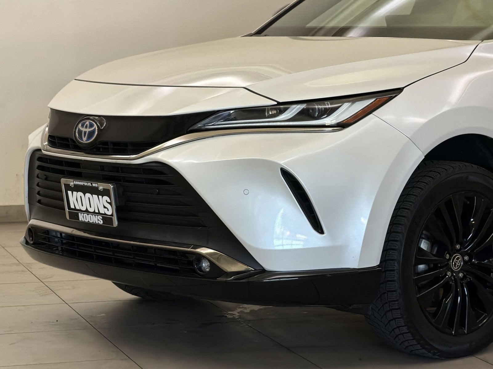 2023 Toyota Venza Nightshade