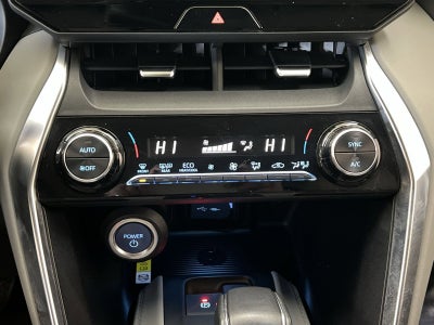 2022 Toyota Venza LE