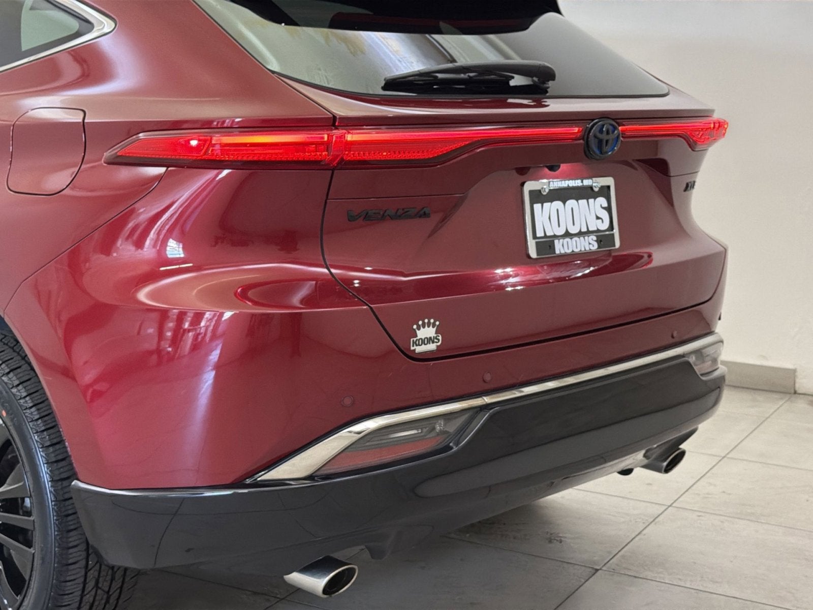 2023 Toyota Venza Nightshade