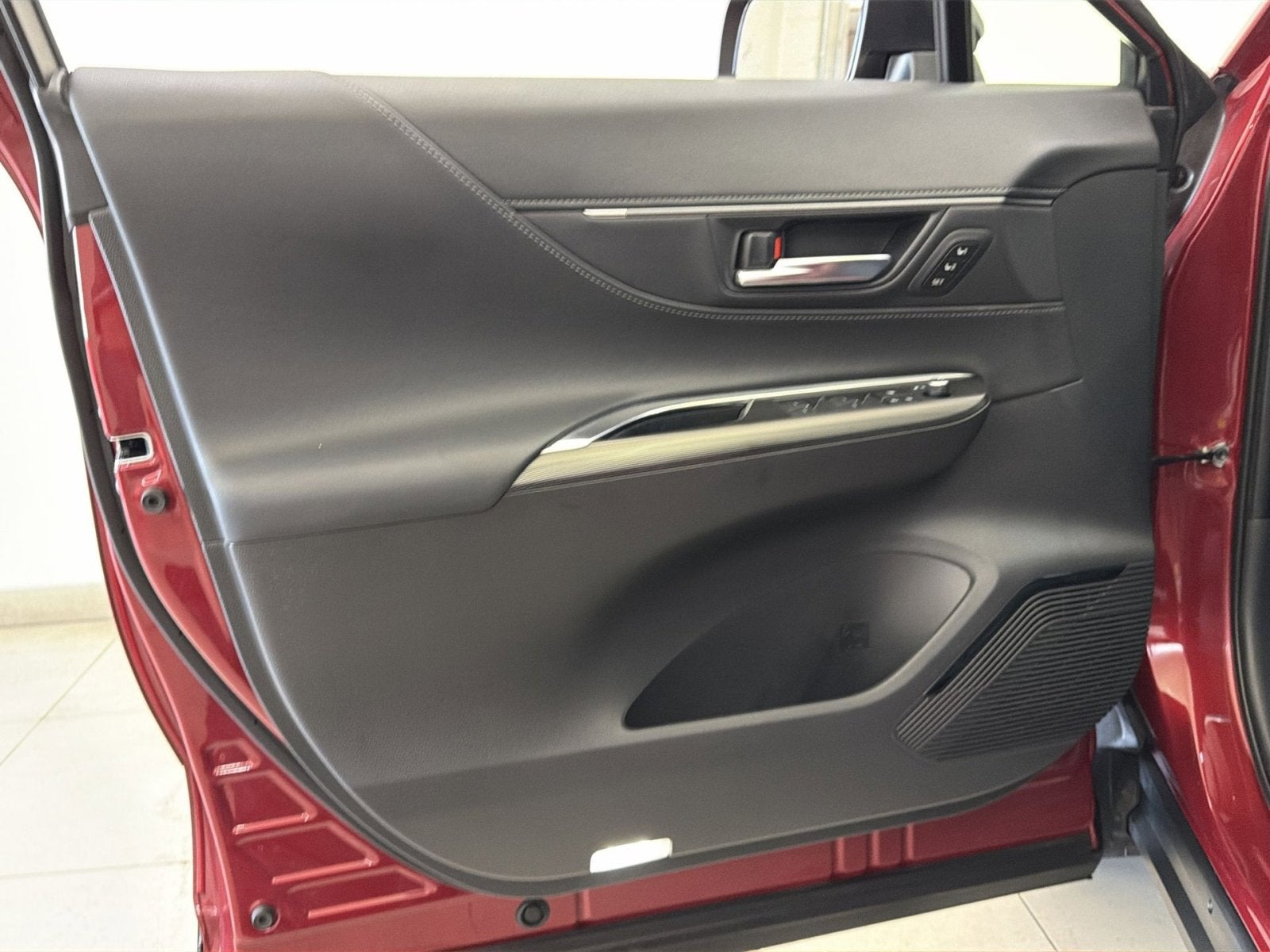 2023 Toyota Venza Nightshade