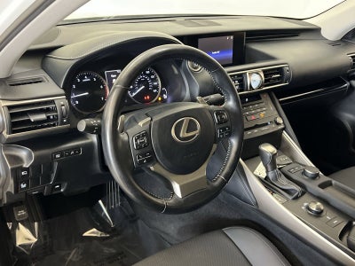 2020 Lexus IS 300