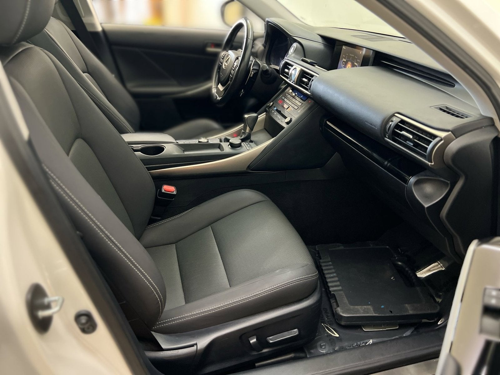 2020 Lexus IS 300