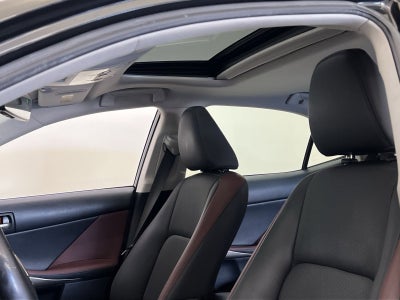 2018 Lexus IS 300