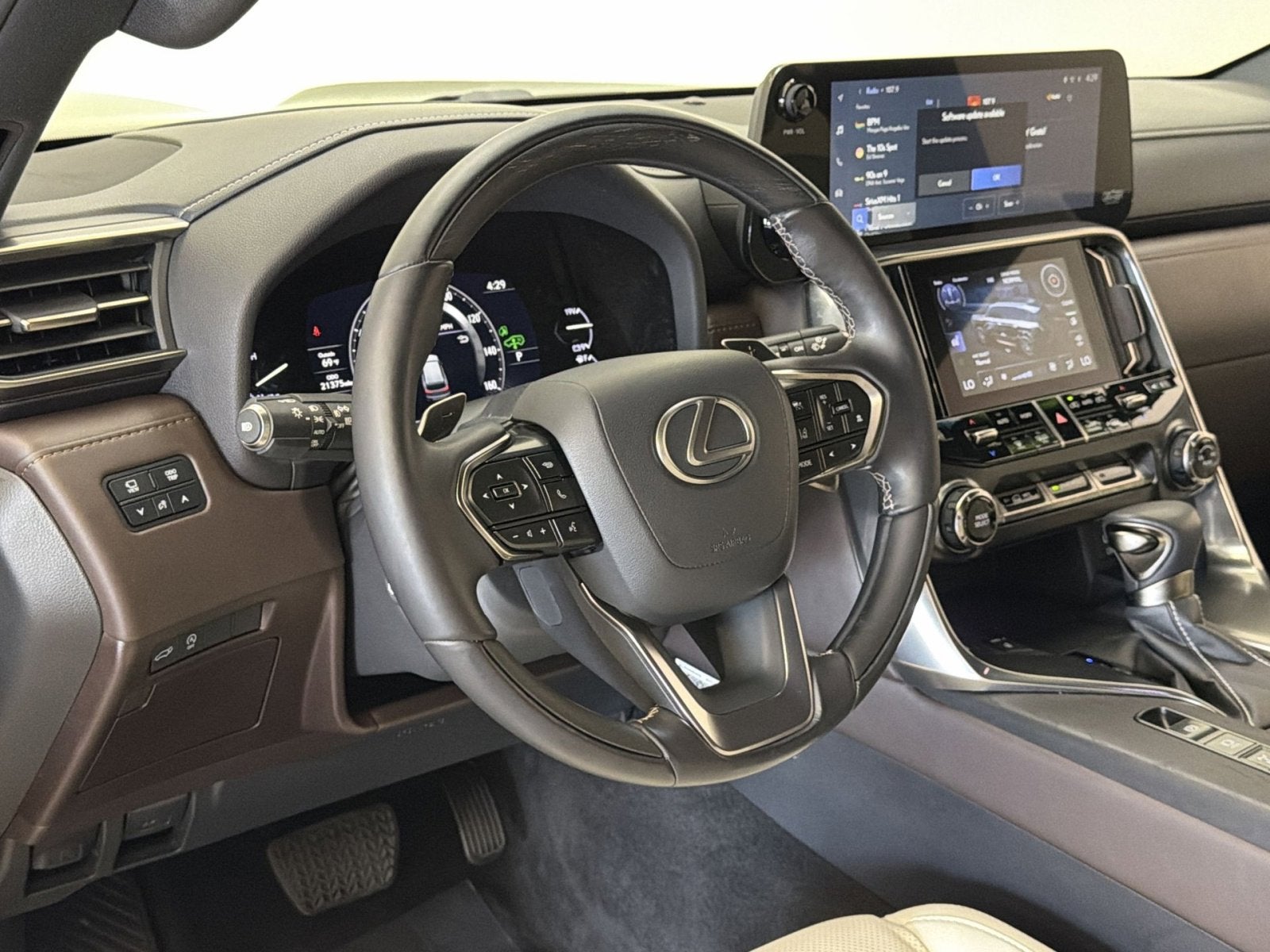 2023 Lexus LX 600 Luxury