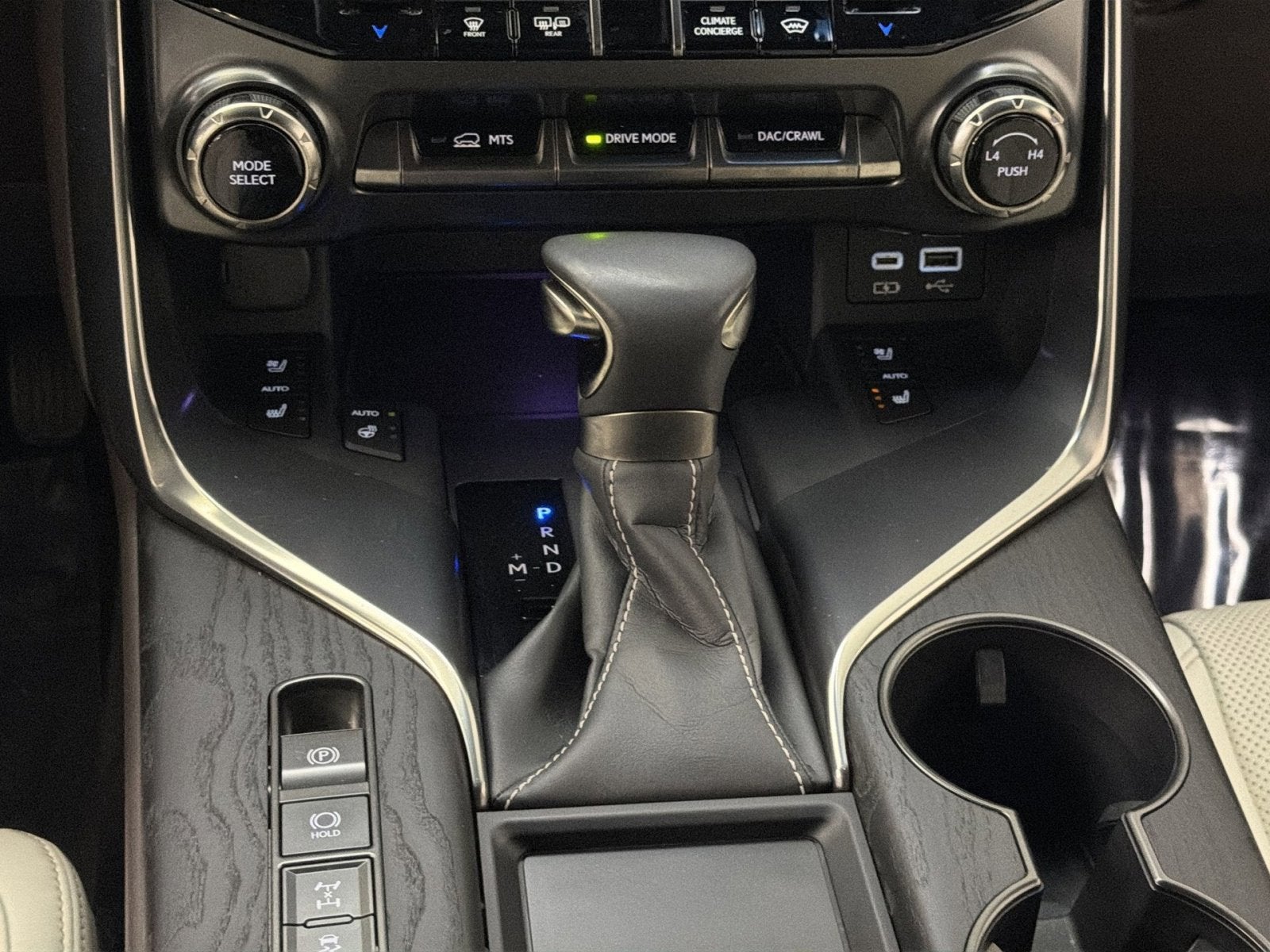 2023 Lexus LX 600 Luxury
