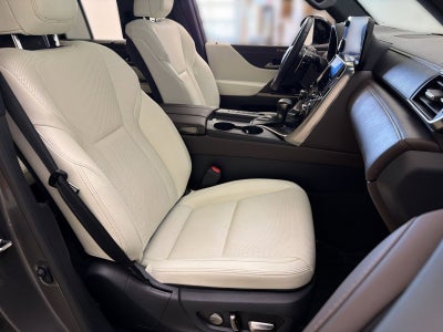 2023 Lexus LX 600 Luxury