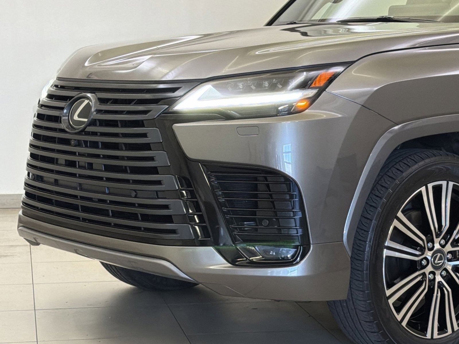 2023 Lexus LX 600 Luxury