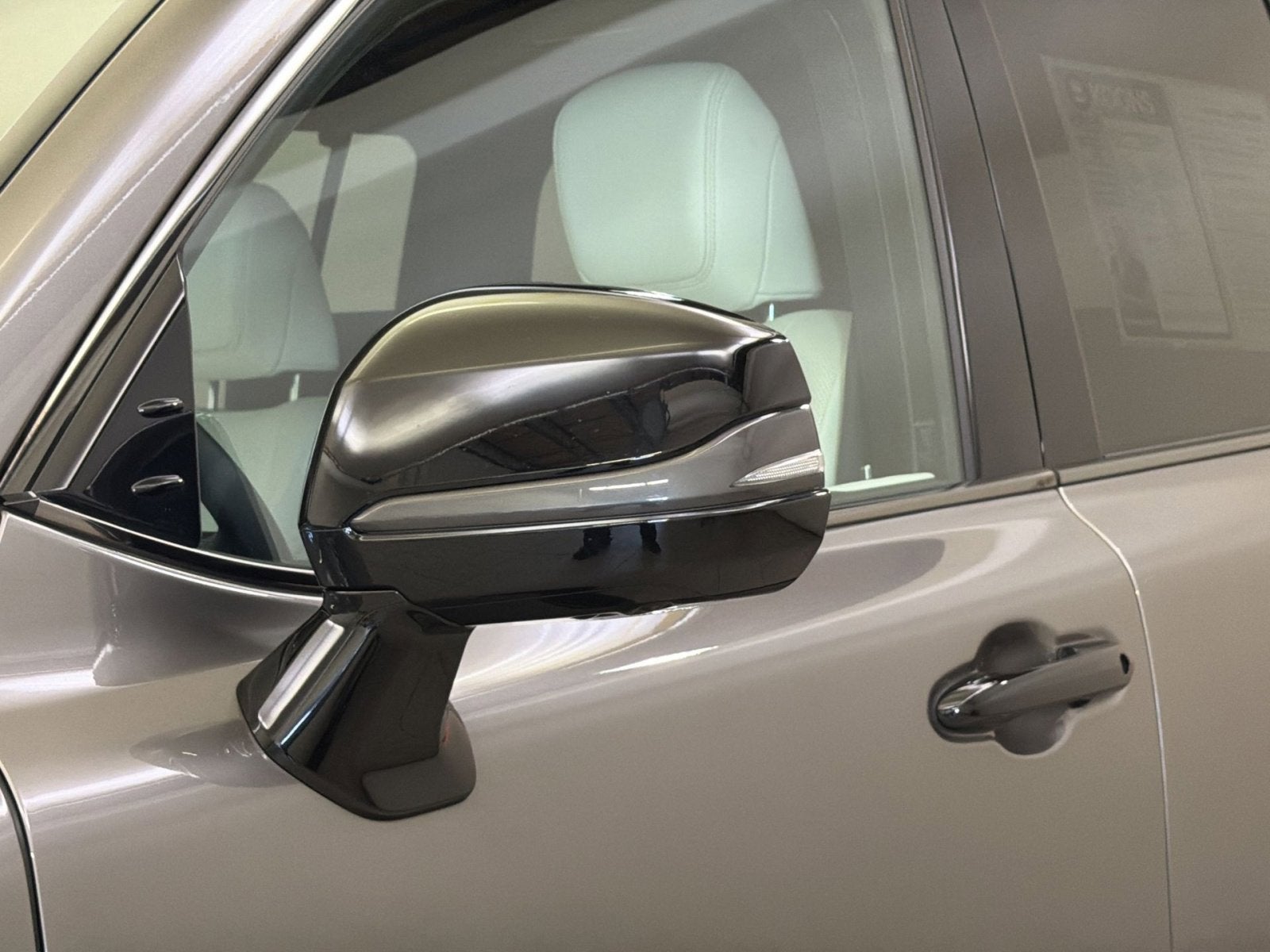 2023 Lexus LX 600 Luxury